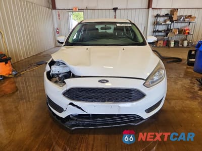 Piąte zdjęcie samochodu w środku: 2016 FORD FOCUS SE VIN:1FADP3K23GL389163 - miniatura