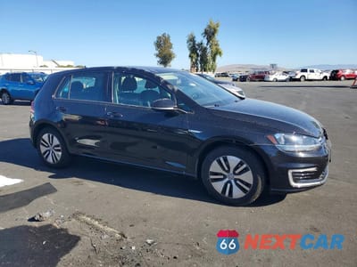Czwarte zdjęcie samochodu z boku: 2019 VOLKSWAGEN E-GOLF SE VIN:WVWKR7AU1KW916436 - miniatura