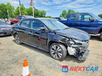 Czwarte zdjęcie samochodu z boku: 2017 NISSAN SENTRA SR VIN:3N1AB7AP7HY406932 - miniatura
