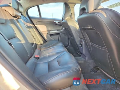 Zdjęcie 10 z 13 samochodu: 2018 VOLVO S60 DYNAMIC VIN:YV126MFL5J2452798 - miniatura