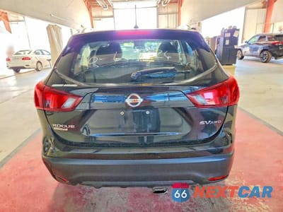 Zdjęcie 6 z 12 samochodu: 2017 NISSAN ROGUE SPORT SV VIN:JN1BJ1CR1HW125980 - miniatura