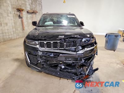 Piąte zdjęcie samochodu w środku: 2026 JEEP GRAND CHEROKEE LIMITED VIN:1C4RJHBR0TC239551 - miniatura