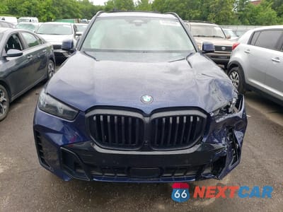 Piąte zdjęcie samochodu w środku: 2026 BMW X5 XDRIVE40I VIN:5UX23EU04T9170531 - miniatura