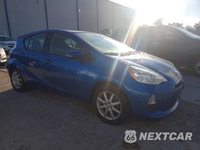 Czwarte zdjęcie samochodu z boku: 2012 TOYOTA PRIUS C THREE VIN:JTDKDTB32C1523959 - miniatura