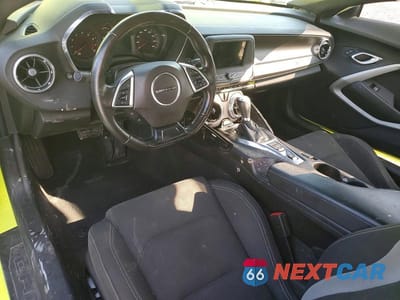 Zdjęcie 8 z 13 samochodu: 2019 CHEVROLET CAMARO LS VIN:1G1FB1RX9K0152011 - miniatura