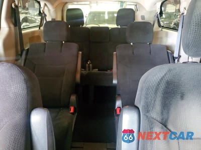 Zdjęcie 10 z 13 samochodu: 2016 DODGE GRAND CARAVAN SXT VIN:2C4RDGCGXGR312808 - miniatura