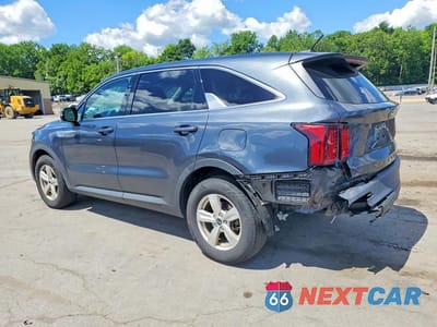 Drugie zdjęcie samochodu z przodu: 2021 KIA SORENTO LX VIN:5XYRG4LC3MG021750 - miniatura