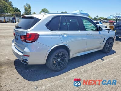 Trzecie zdjęcie samochodu z tyłu: 2018 BMW X5 XDRIVE35I VIN:5UXKR0C50J0X88204 - miniatura