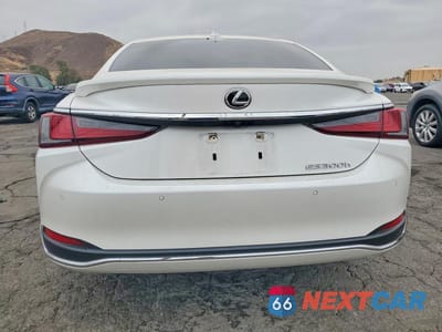 Zdjęcie 6 z 12 samochodu: 2025 LEXUS ES 300H LUXURY VIN:58AEA1C17SU062752 - miniatura
