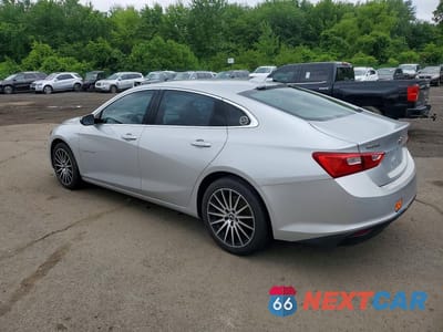 Drugie zdjęcie samochodu z przodu: 2017 CHEVROLET MALIBU LT VIN:1G1ZE5ST2HF274301 - miniatura
