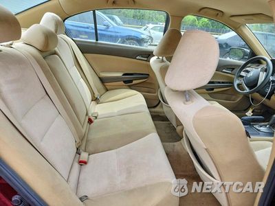 Zdjęcie 10 z 12 samochodu: 2010 HONDA ACCORD LX VIN:1HGCP2F34AA055456 - miniatura