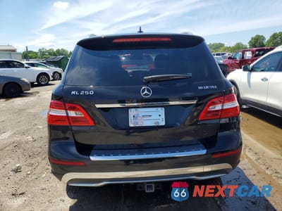 Zdjęcie 6 z 13 samochodu: 2015 MERCEDES-BENZ ML 250 BLUETEC VIN:4JGDA0EB9FA473838 - miniatura