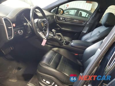 Zdjęcie 7 z 13 samochodu: 2021 PORSCHE CAYENNE GTS VIN:WP1AG2AY0MDA34386 - miniatura
