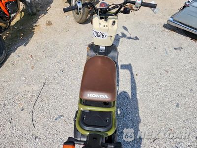 Zdjęcie 6 z 9 samochodu: 2024 HONDA NPS50 VIN:JH2AF5811RK202240 - miniatura