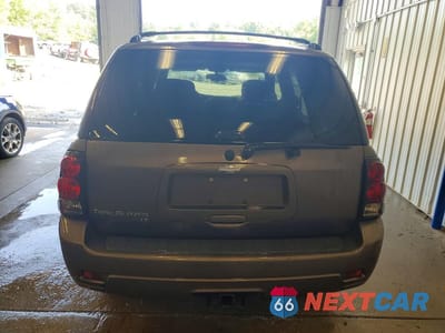 Zdjęcie 6 z 13 samochodu: 2008 CHEVROLET TRAILBLAZER LS VIN:1GNDT13S582222861 - miniatura