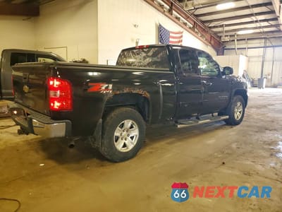 Trzecie zdjęcie samochodu z tyłu: 2011 CHEVROLET SILVERADO VIN:1GCRKSE34BZ364209 - miniatura