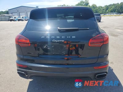 Zdjęcie 6 z 13 samochodu: 2016 PORSCHE CAYENNE VIN:WP1AA2A23GLA03575 - miniatura