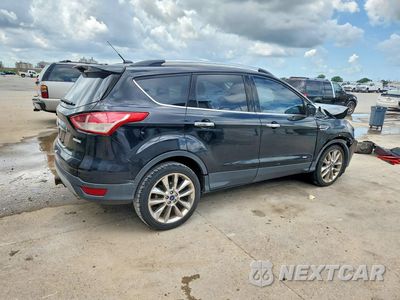 Trzecie zdjęcie samochodu z tyłu: 2016 FORD ESCAPE SE VIN:1FMCU0G95GUA91125 - miniatura