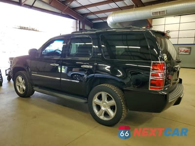 Drugie zdjęcie samochodu z przodu: 2013 CHEVROLET TAHOE K1500 LTZ VIN:1GNSKCE06DR377826 - miniatura