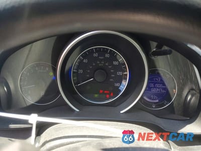 Zdjęcie 9 z 12 samochodu: 2016 HONDA FIT LX VIN:JHMGK5H57GS007174 - miniatura