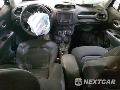 Zdjęcie 8 z 14 samochodu: 2017 JEEP RENEGADE LATITUDE VIN:ZACCJBBB9HPF28811 - miniatura