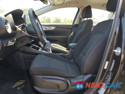 Zdjęcie 7 z 12 samochodu: 2023 KIA FORTE LXS VIN:3KPF24AD5PE629235 - miniatura