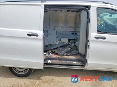Zdjęcie 11 z 14 samochodu: 2016 MERCEDES-BENZ METRIS DELIVERY VAN VIN:WD3PG2EAXG3088260 - miniatura