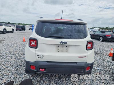Zdjęcie 6 z 12 samochodu: 2016 JEEP RENEGADE TRAILHAWK VIN:ZACCJBCT3GPD05301 - miniatura