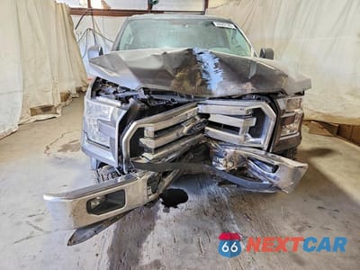 Piąte zdjęcie samochodu w środku: 2015 FORD F150 SUPERCREW VIN:1FTEW1EFXFFB92024 - miniatura