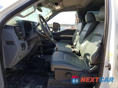 Zdjęcie 7 z 12 samochodu: 2023 FORD F350 SUPER DUTY VIN:1FT8W3BA9PED63757 - miniatura