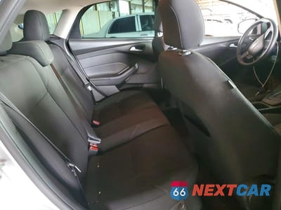 Zdjęcie 10 z 12 samochodu: 2016 FORD FOCUS SE VIN:1FADP3K21GL283259 - miniatura