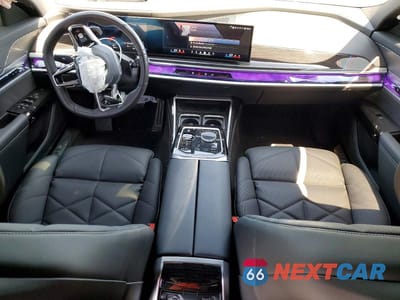 Zdjęcie 8 z 12 samochodu: 2026 BMW 740 I VIN:WBA23EH09TCW22033 - miniatura