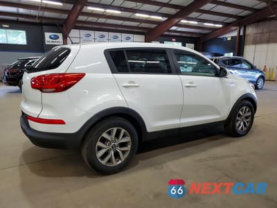 Trzecie zdjęcie samochodu z tyłu: 2015 KIA SPORTAGE LX VIN:KNDPBCAC9F7782107 - miniatura