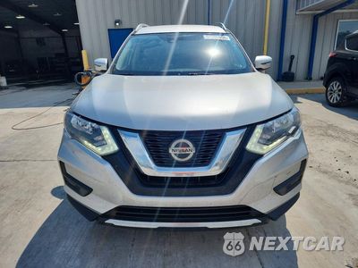 Piąte zdjęcie samochodu w środku: 2020 NISSAN ROGUE SV VIN:JN8AT2MT5LW039829 - miniatura