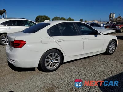 Trzecie zdjęcie samochodu z tyłu: 2017 BMW 320 I VIN:WBA8A9C52HK620504 - miniatura