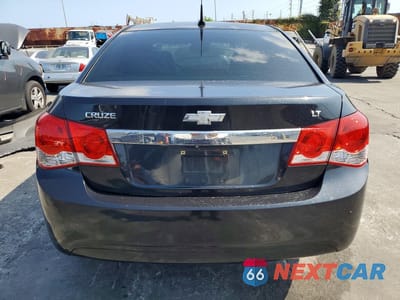 Zdjęcie 6 z 12 samochodu: 2014 CHEVROLET CRUZE LT VIN:1G1PC5SB5E7450574 - miniatura