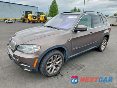 2013 BMW X5 XDRIVE35I 5UXZV4C50D0B06897 - główne zdjęcie licytacji z USA - miniatura