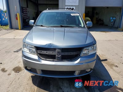 Piąte zdjęcie samochodu w środku: 2010 DODGE JOURNEY SXT VIN:3D4PH5FV5AT216618 - miniatura
