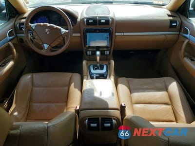 Zdjęcie 8 z 13 samochodu: 2009 PORSCHE CAYENNE VIN:WP1AA29P29LA04011 - miniatura