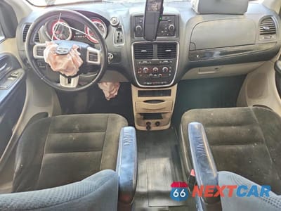 Zdjęcie 8 z 13 samochodu: 2016 DODGE GRAND CARAVAN SE VIN:2C4RDGBG8GR178320 - miniatura