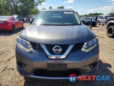 Piąte zdjęcie samochodu w środku: 2014 NISSAN ROGUE SV VIN:5N1AT2MV1EC831389 - miniatura