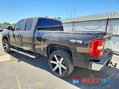 Drugie zdjęcie samochodu z przodu: 2013 CHEVROLET SILVERADO K1500 LT VIN:1GCRKSE75DZ269194 - miniatura