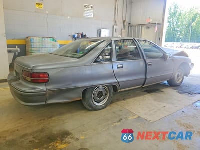 Trzecie zdjęcie samochodu z tyłu: 1992 CHEVROLET CAPRICE CLASSIC LTZ VIN:1G1BN53E3NW155623 - miniatura