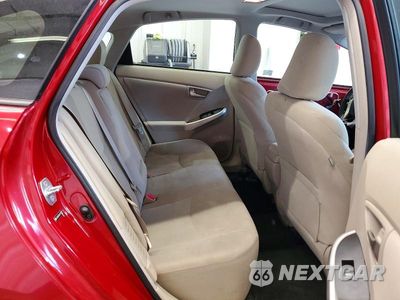 Zdjęcie 10 z 13 samochodu: 2012 TOYOTA PRIUS THREE VIN:JTDKN3DU6C5473997 - miniatura