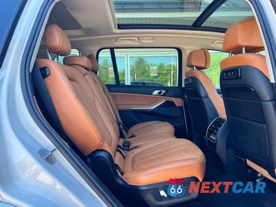 Zdjęcie 6 z 13 samochodu: 2019 BMW X7 XDRIVE50I VIN:5UXCX4C59KLS38985 - miniatura