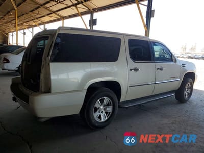 Trzecie zdjęcie samochodu z tyłu: 2008 CADILLAC ESCALADE ESV VIN:1GYFK66808R245838 - miniatura