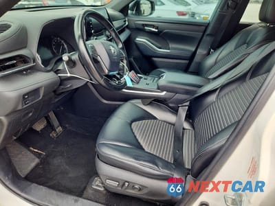 Zdjęcie 7 z 14 samochodu: 2021 TOYOTA HIGHLANDER XSE VIN:5TDLZRAH1MS065440 - miniatura