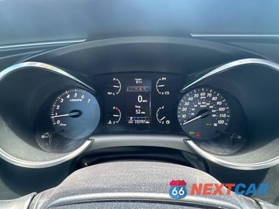 Zdjęcie 8 z 10 samochodu: 2019 TOYOTA SEQUOIA SR5 VIN:5TDZY5G11KS073244 - miniatura