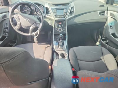 Zdjęcie 8 z 12 samochodu: 2016 HYUNDAI ELANTRA VALUE EDITION VIN:KMHDH4AE9GU602759 - miniatura