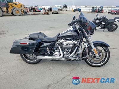 2023 HARLEY-DAVIDSON FLHX 1HD1KBC26PB619268 - główne zdjęcie licytacji z USA - miniatura
